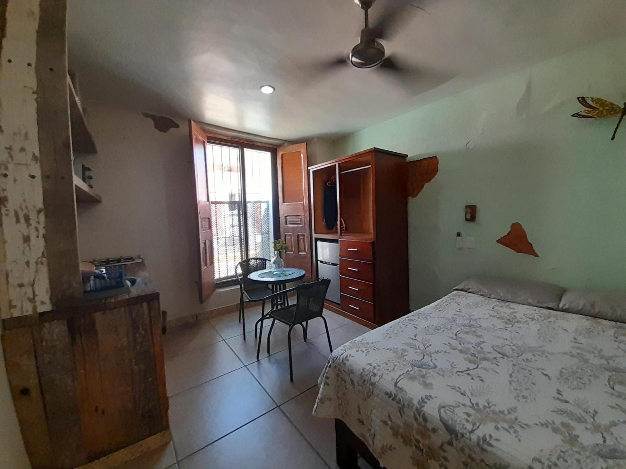 Aguacate Suites Mazatlán Extérieur photo